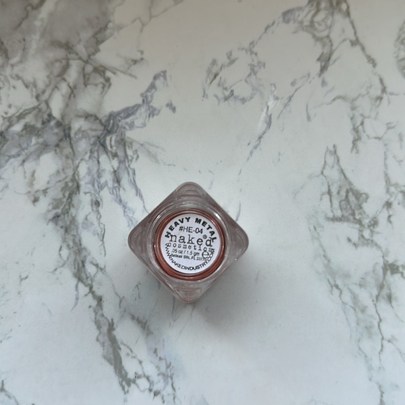 Naked Cosmetics Heavy Metal Loose Mica Pigment - Picture 2 of 2